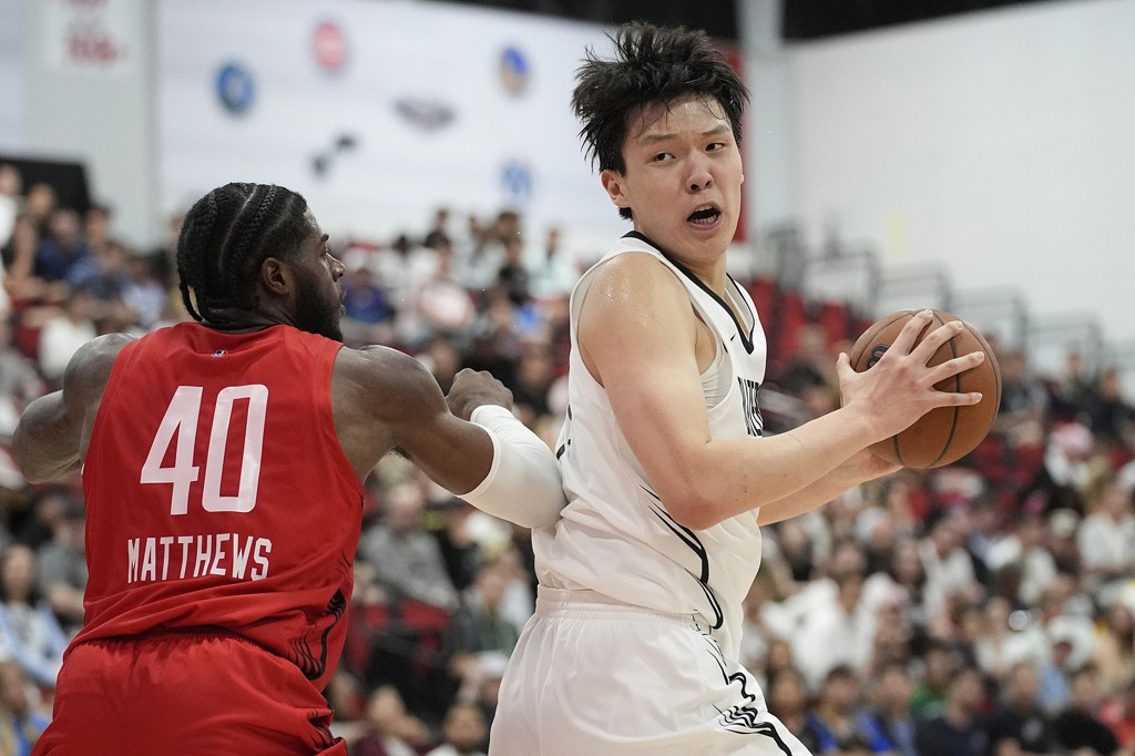 76人队记:杨瀚森确实不会落到太靠后的顺位 若掉下来我们也想要